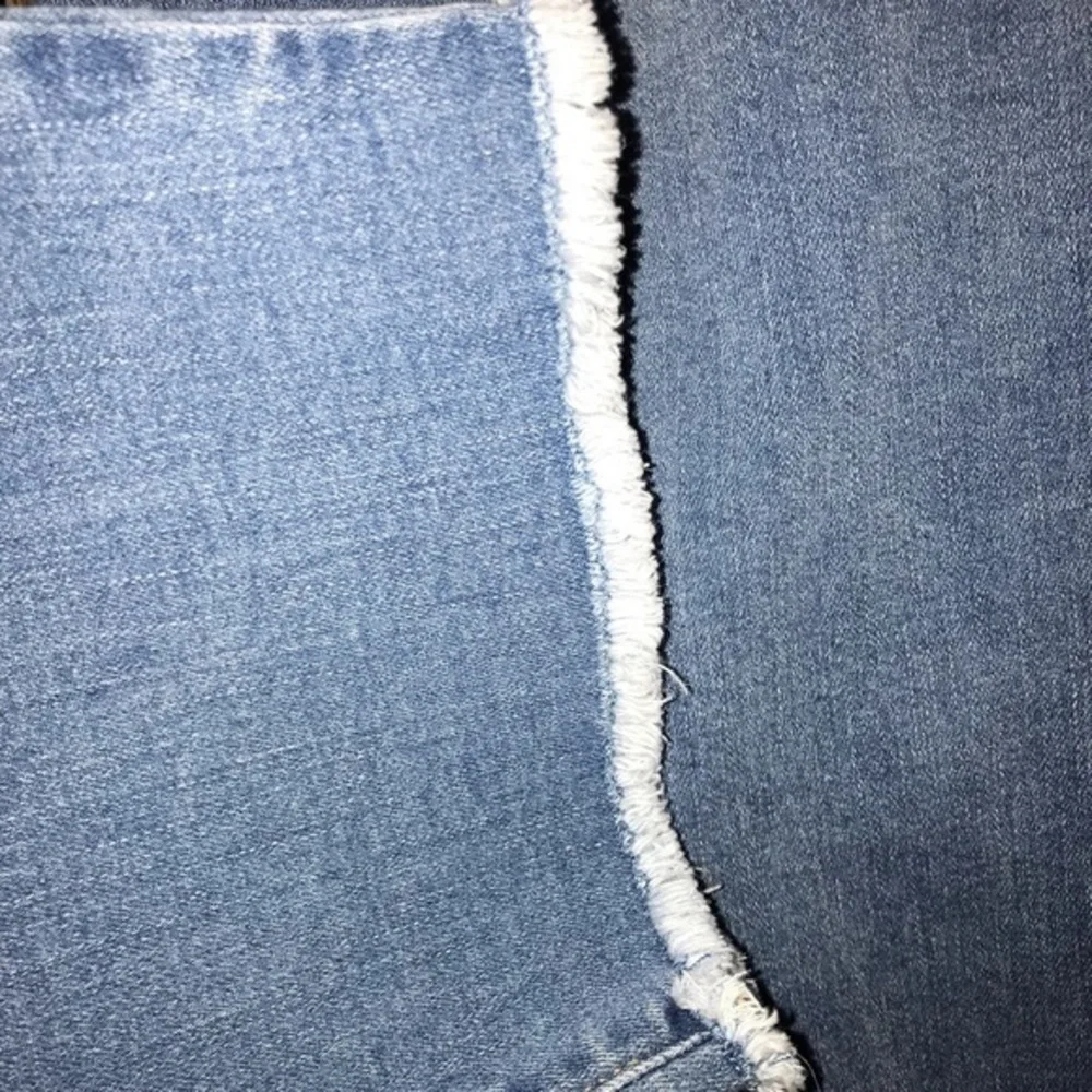a:glow Girlfriend Cropped Maternity Jeans - Picture 6 of 9